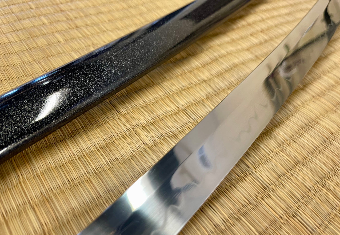 Moritaka Razor Carbon Cross Katana - T10 Clay-Tempered Hadori Polish