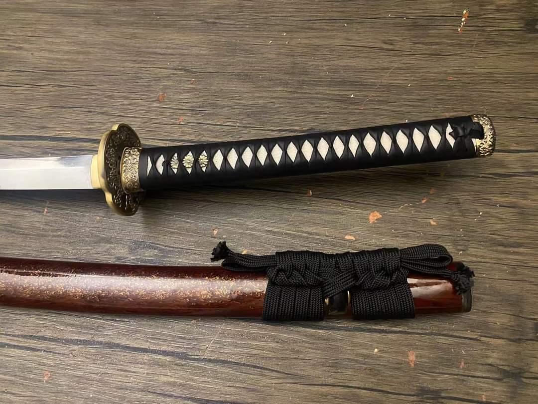 Cloudhammer Katana - Autumn Chrysanthemum- s5 - 31.5" nagasa, deep tachi koshizori