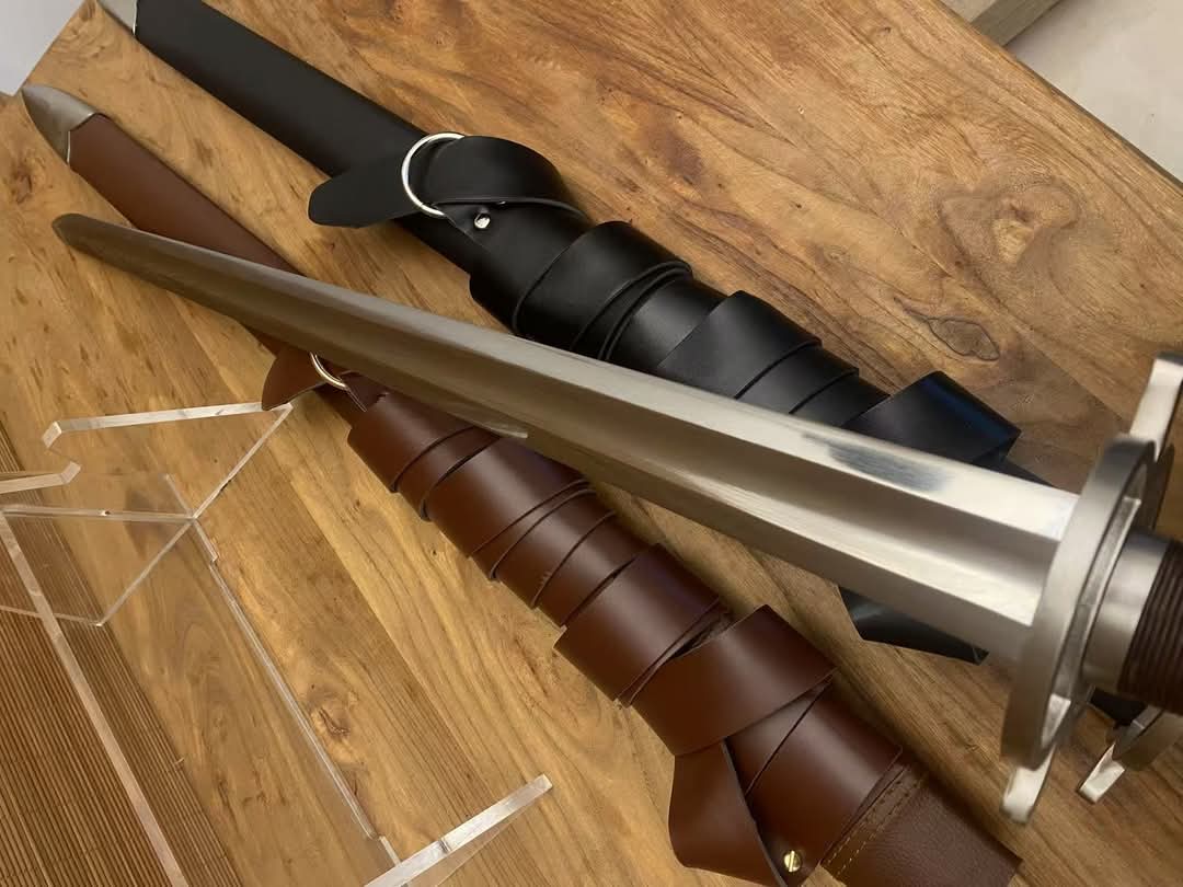 Cloudhammer Mercenary Sword - Double Ringguard - sx105v