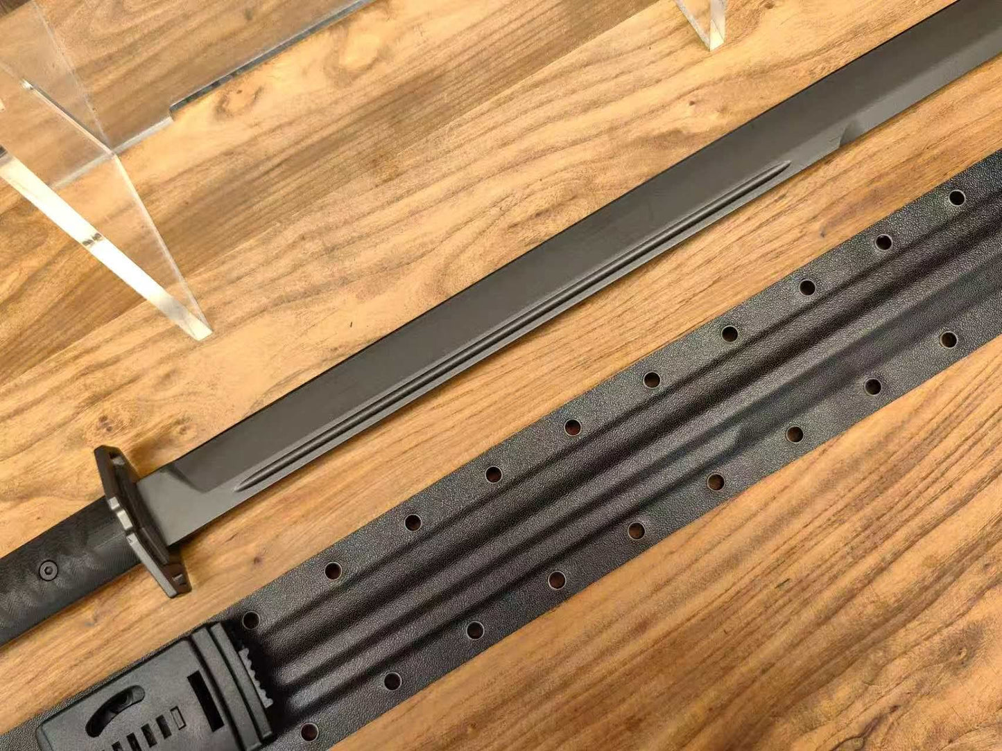 PRE-ORDER Cloudhammer Tactical War Sword - Sup9a (Japanese equivalent to 5160 spring steel)