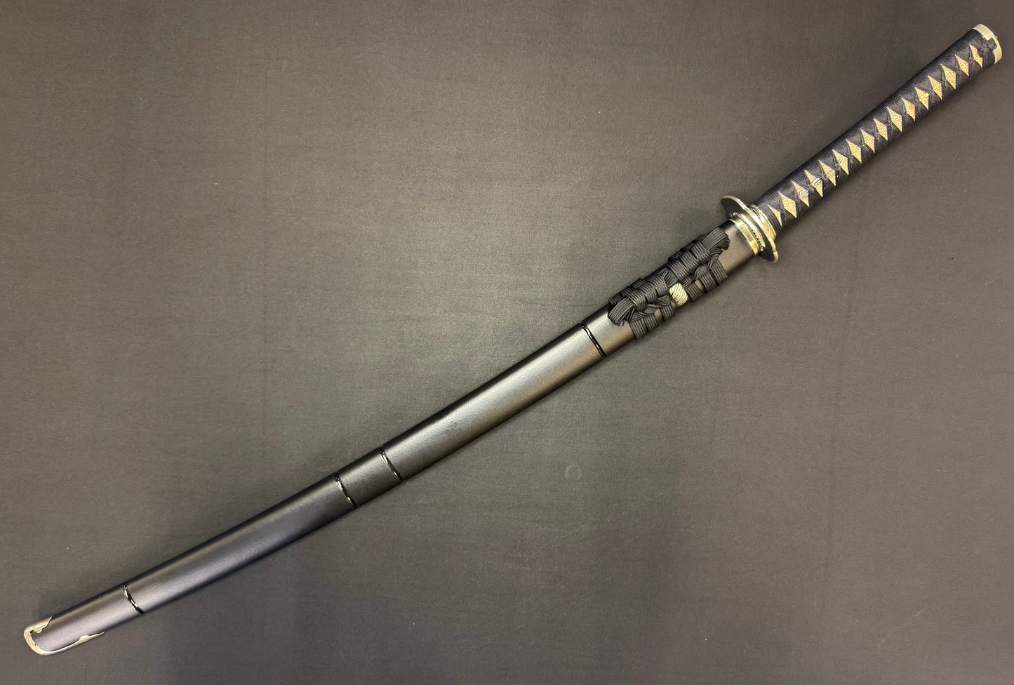 Thaitsuki Katana - Black Omukade Special Edition Honsanmai 1095