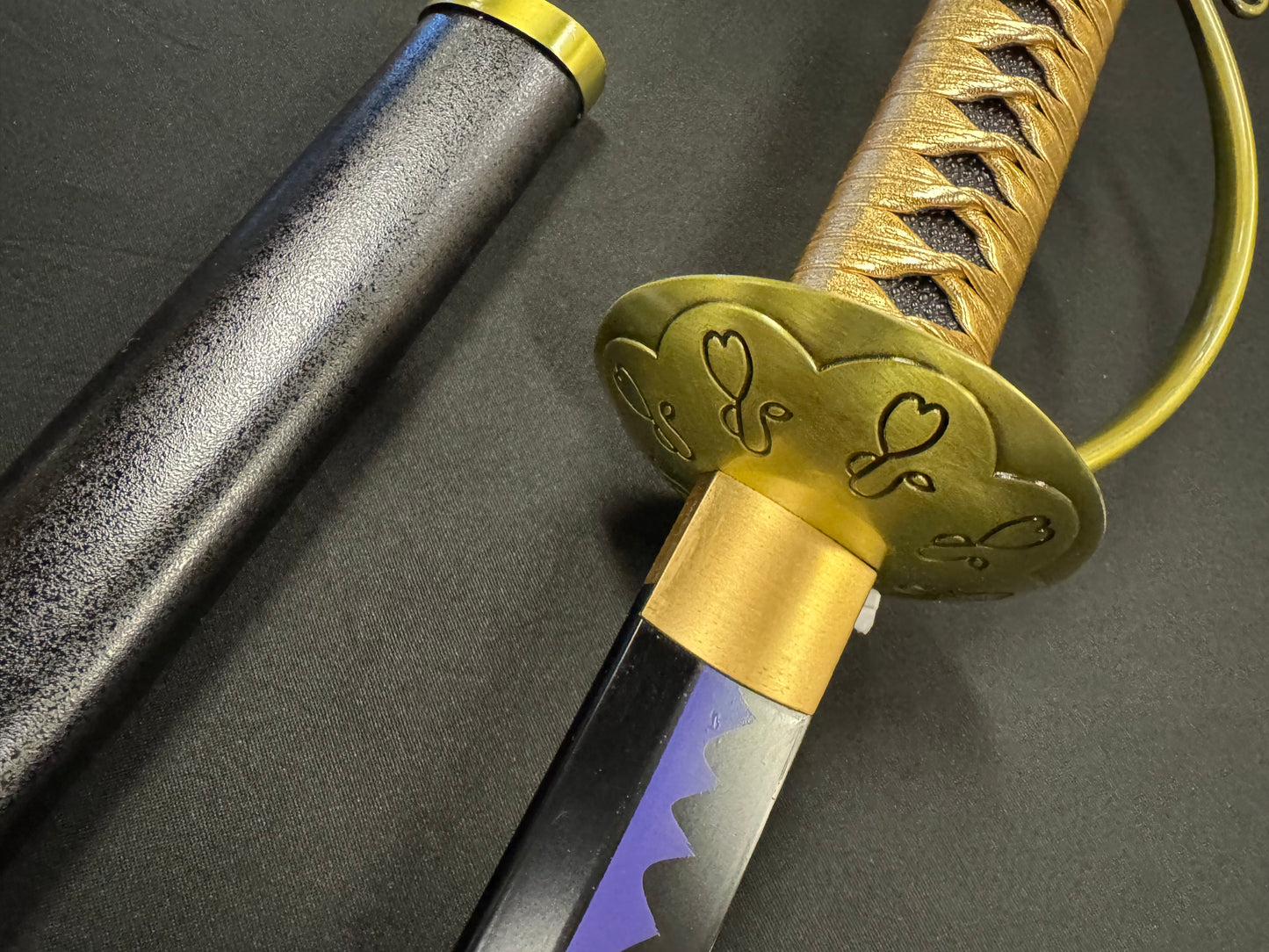One Piece Zoro Gol D Roger Ace Sword