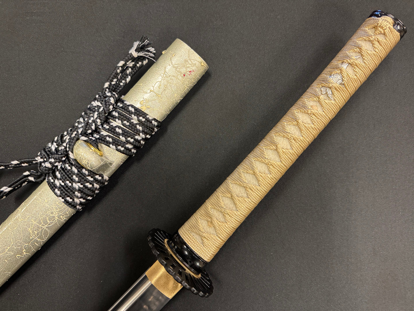 Legacy Steel Katana - Ivory Gala Unokubi T10