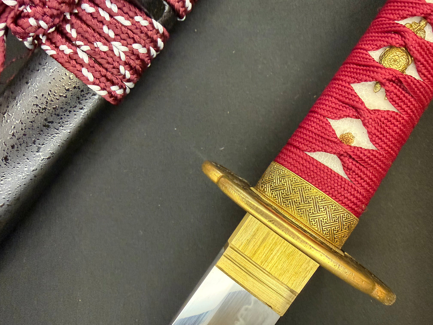 Moritaka Razor Prestige Katana - Scarlet Blaze T10
