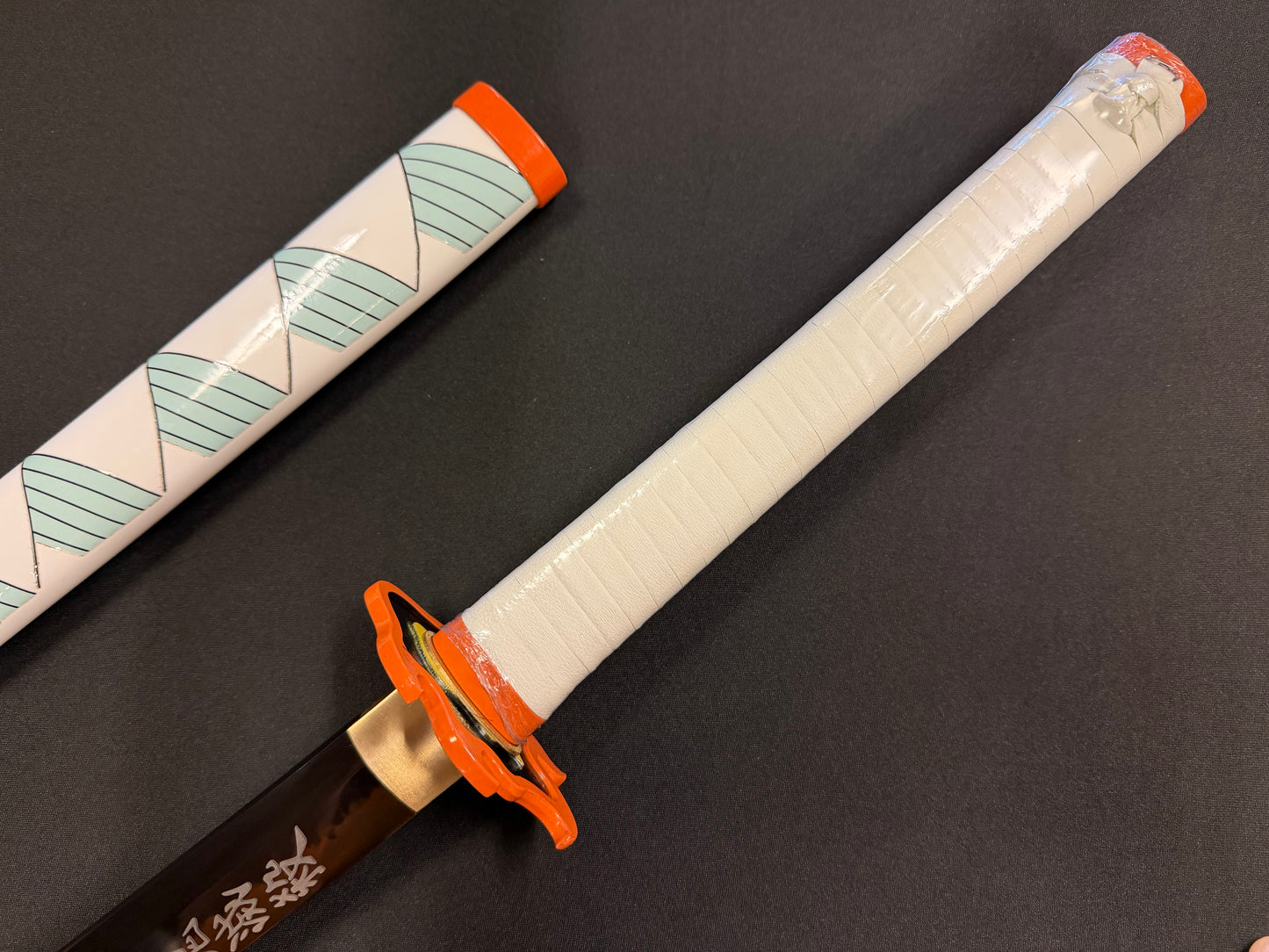 Katana - Demon Slayer Rengoku T10 Differntially Hardened