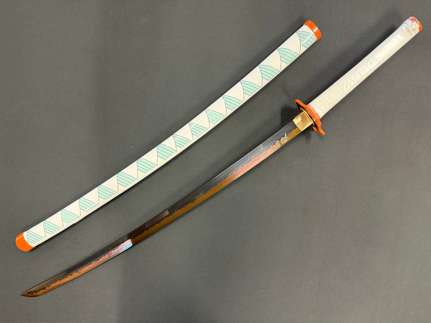 Katana - Demon Slayer Rengoku T10 Differntially Hardened