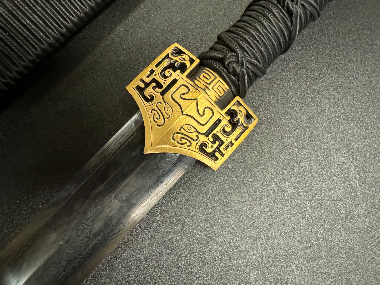 PRE-ORDER Dragonspring Han Jian - Sokka's Space Sword - Black Damascus Avatar: The Last Airbender