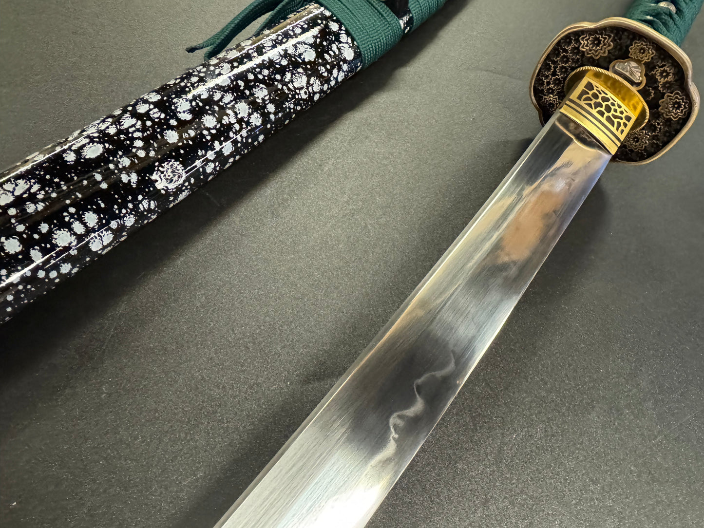 Dragonspring Katana - Thousand Chrysanthemum Prime - T10 Clay Tempered Steel