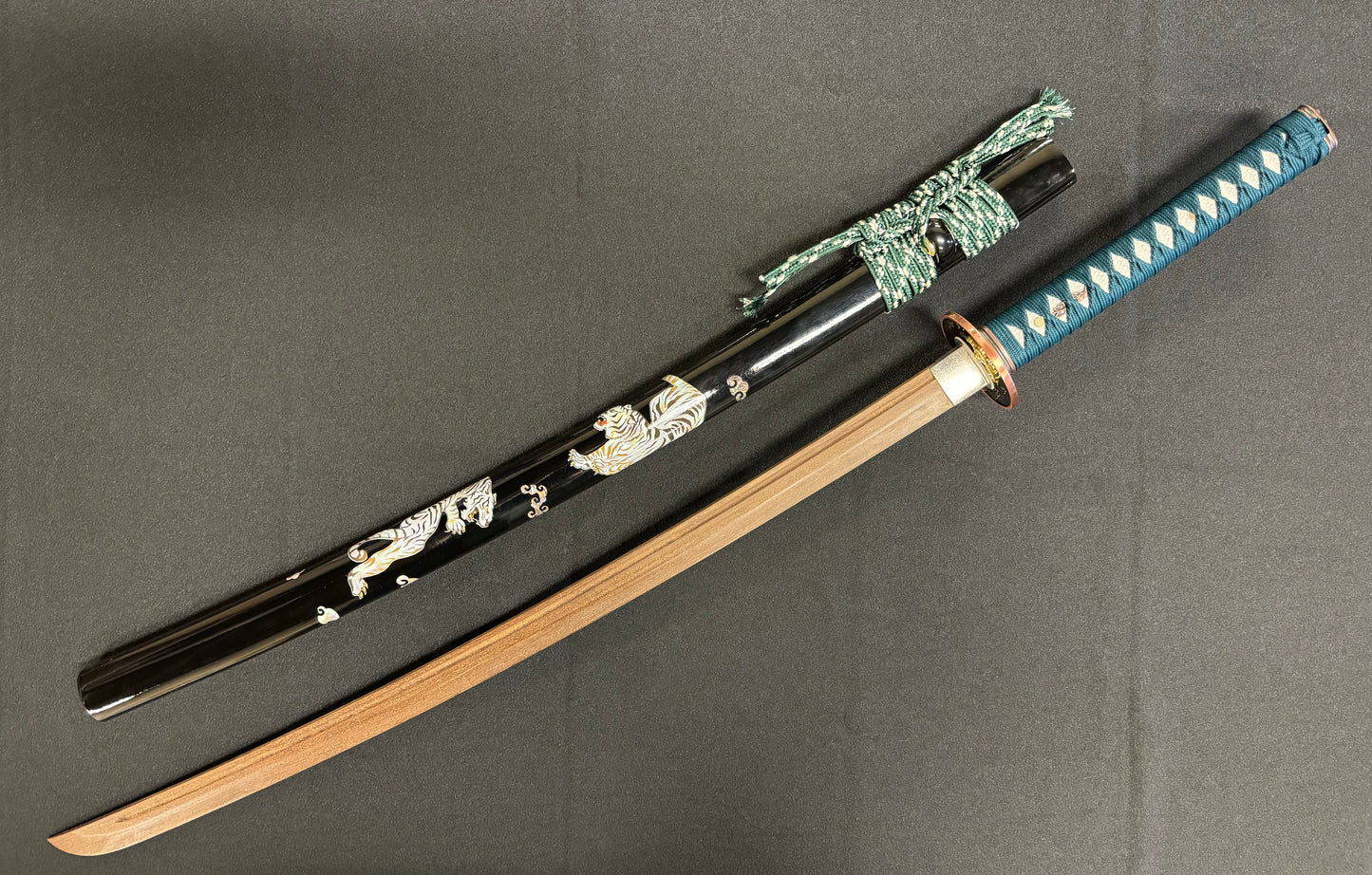Phoenix Arms Jade Tiger Sakurado Wooden Katana Takemitsu