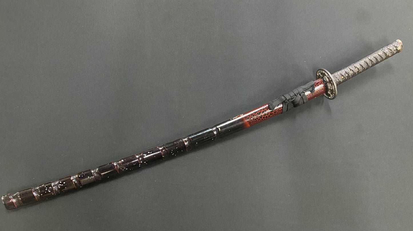 Antique Nihonto - Katana in Koshirae - Late Muromachi, unsigned