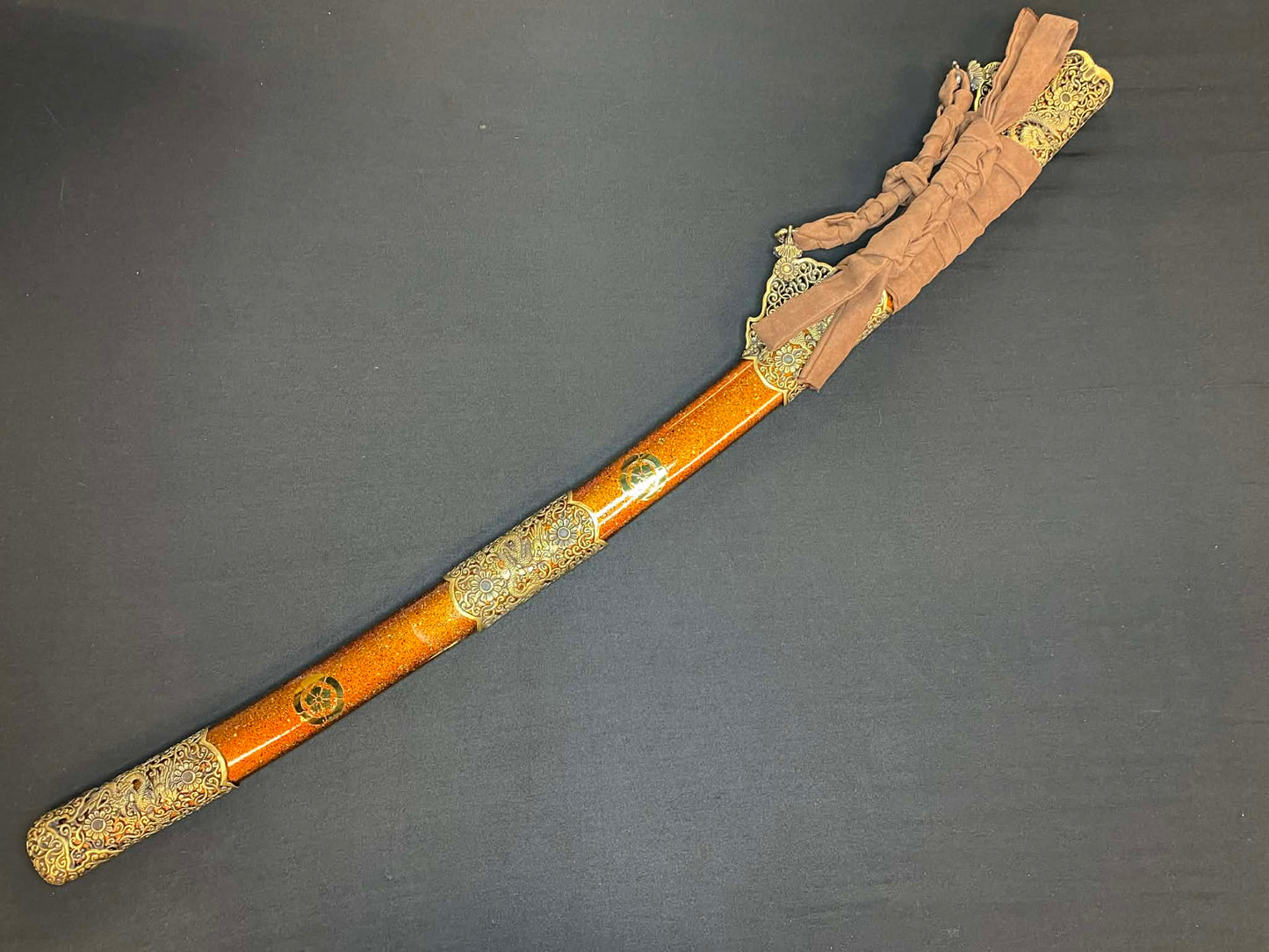 Dragonspring Emperor Tachi - Gold Kazaridachi - Kogarasu Hitatsura