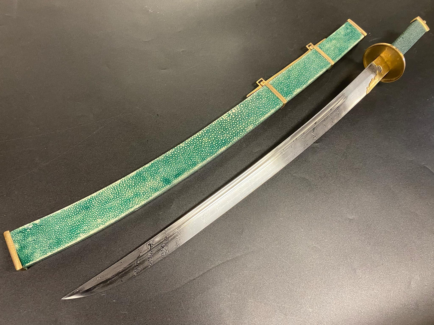 PRE-OWNED Yanling Dao, Damascus Steel Green Rayskin Scabbard