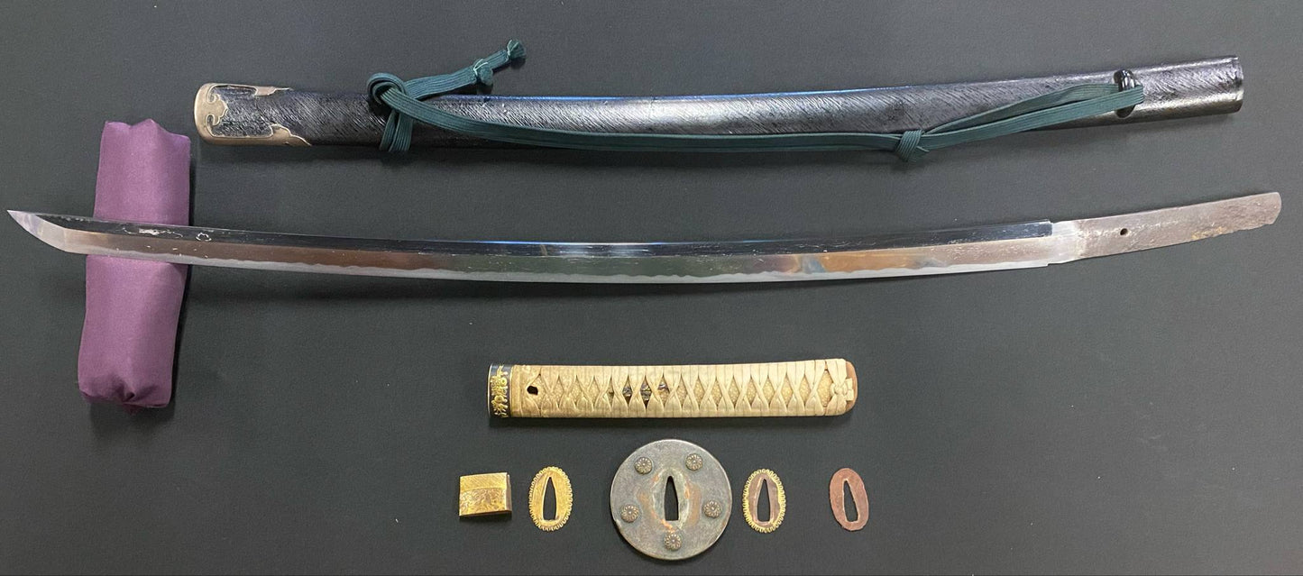 Antique Nihonto - Katana in Koshirae, Late Muromachi (400-500 years old) - NBTHK Hozon Attributed to Kaifu