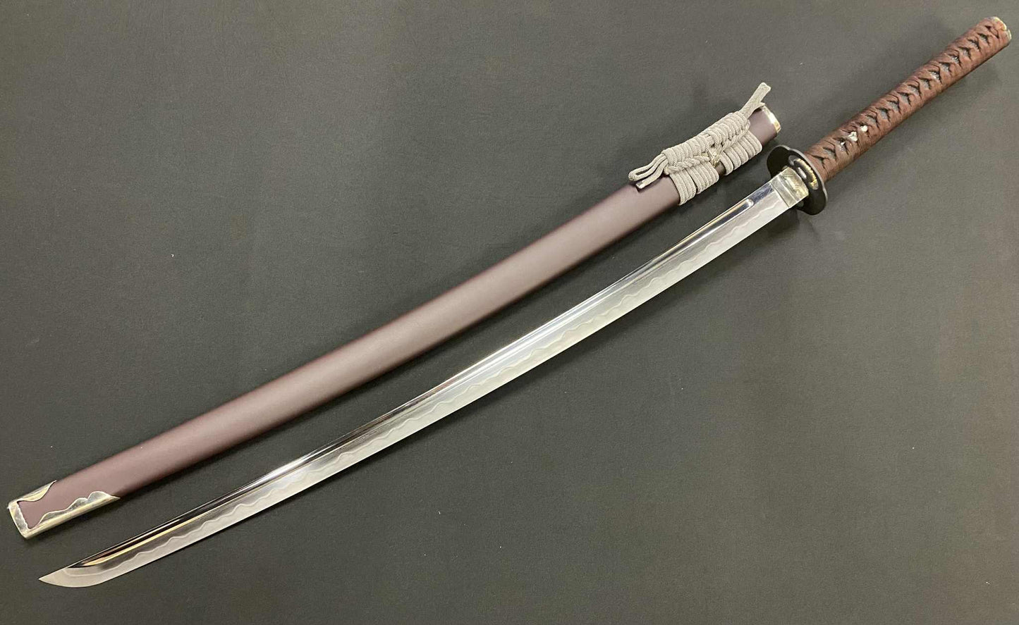 Thaitsuki Furui Shishi Katana, Sanmai Clay tempered