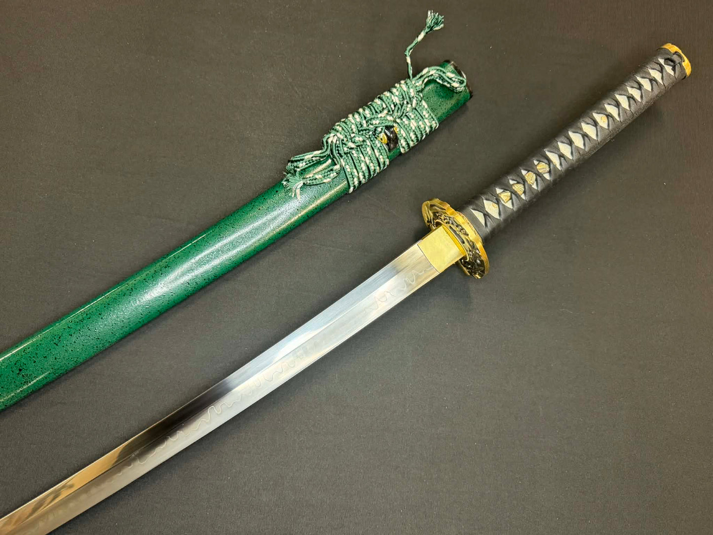 Moritaka Razor Katana - bamboo Sakura T10