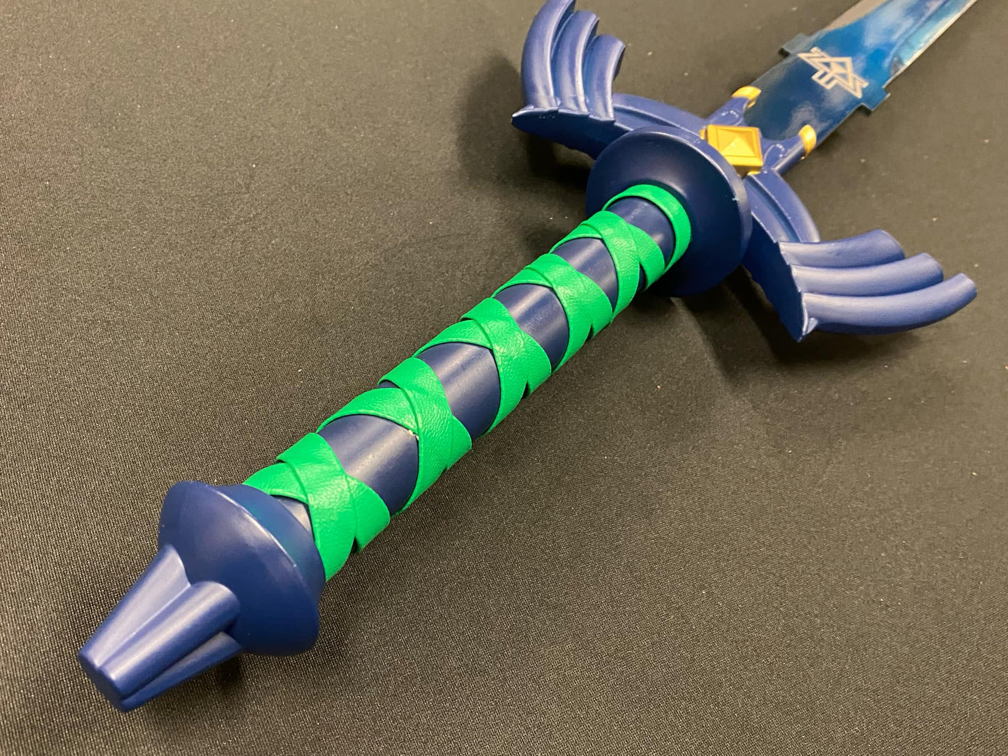 Legacy Blades Legend of Zelda Master Sword - 1095 spring tempered steel