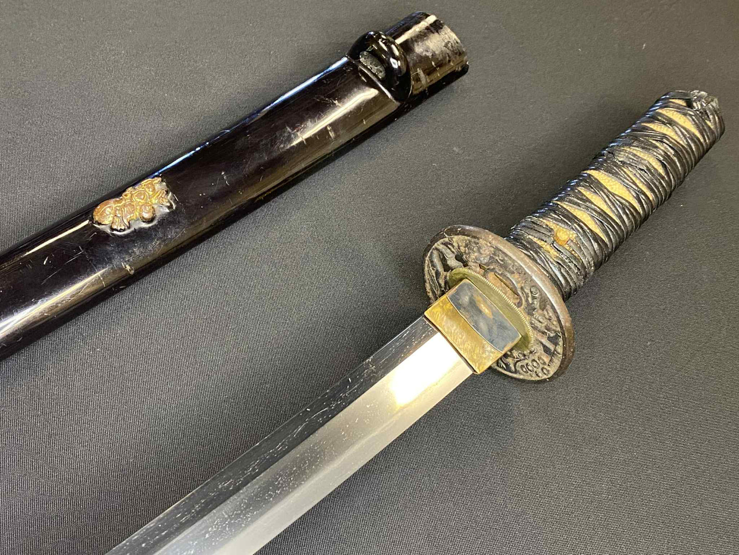 Antique Nihonto -  Wakizashi Koshirae, Muromachi (400-600 years old) - NBTHK Hozon attributed to Uda