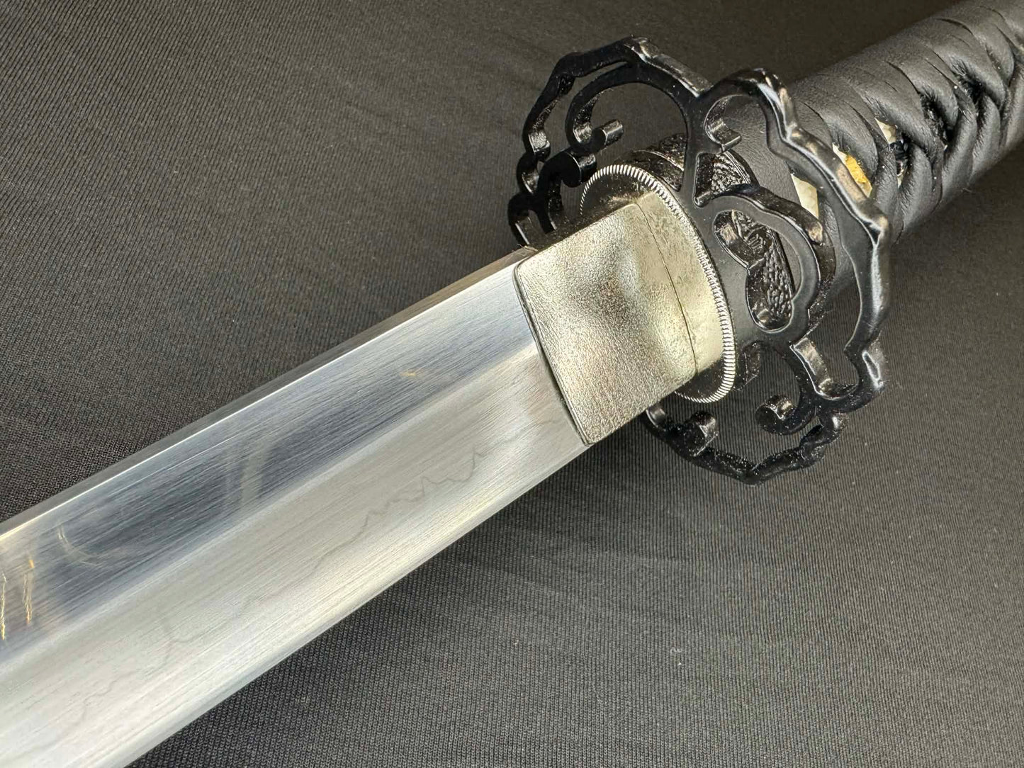 Moritaka Razor Katana - Iron Gate T10