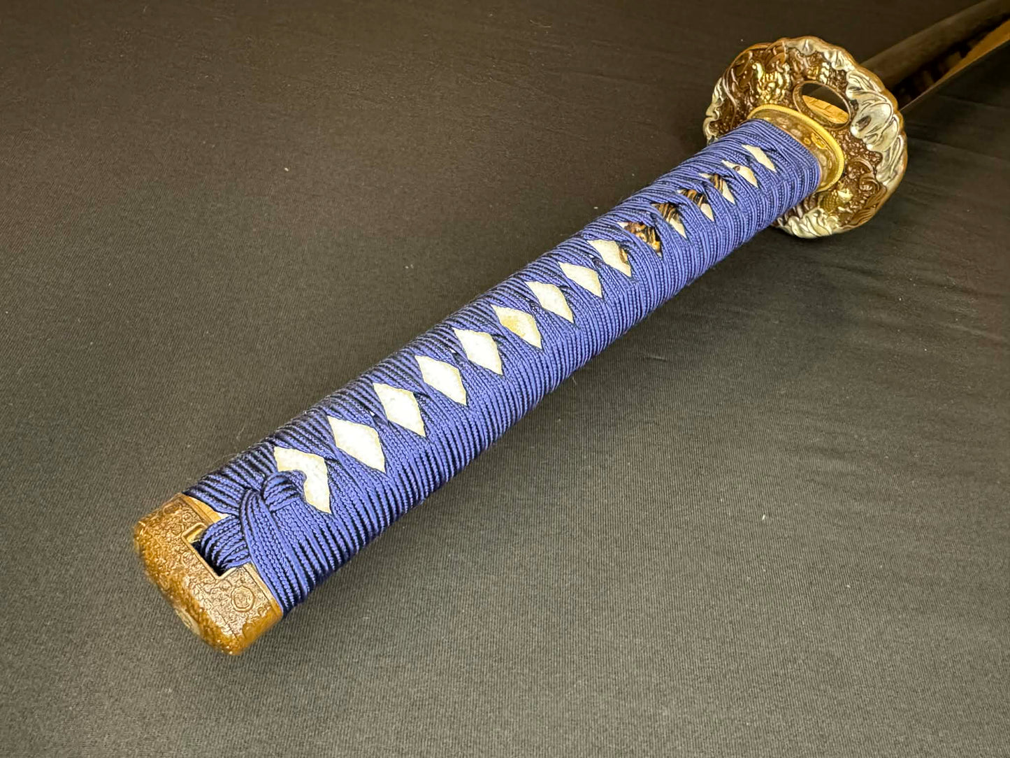 Moritaka Razor Prestige Katana - Moon Lotus - Clay-Tempered T10 Choji hamon, Hazuya Polish