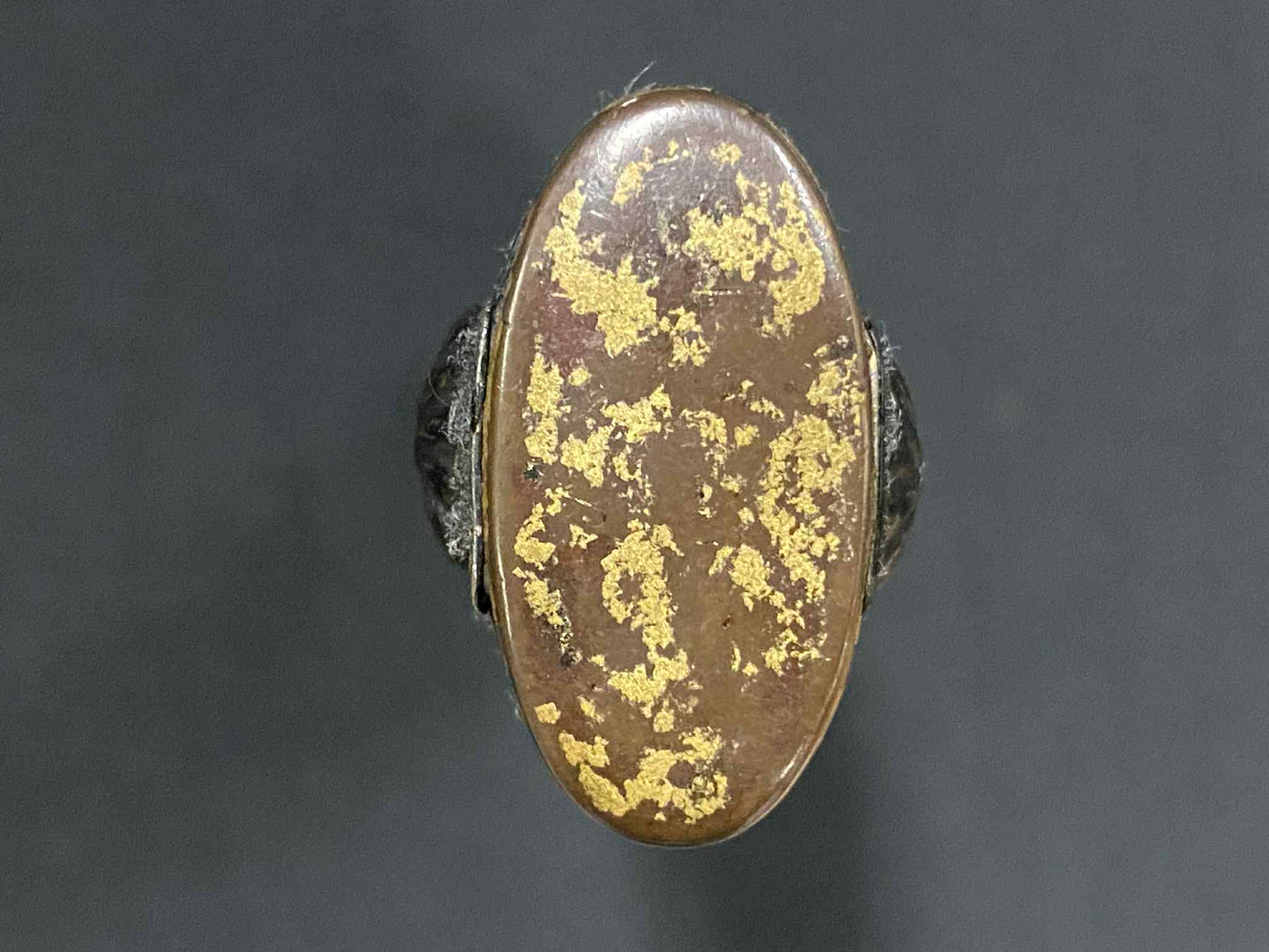 POSSIBLE BATTLE DAMAGED Antique Nihonto - Wakizashi in koshirae - Early Edo (300-400 years old)