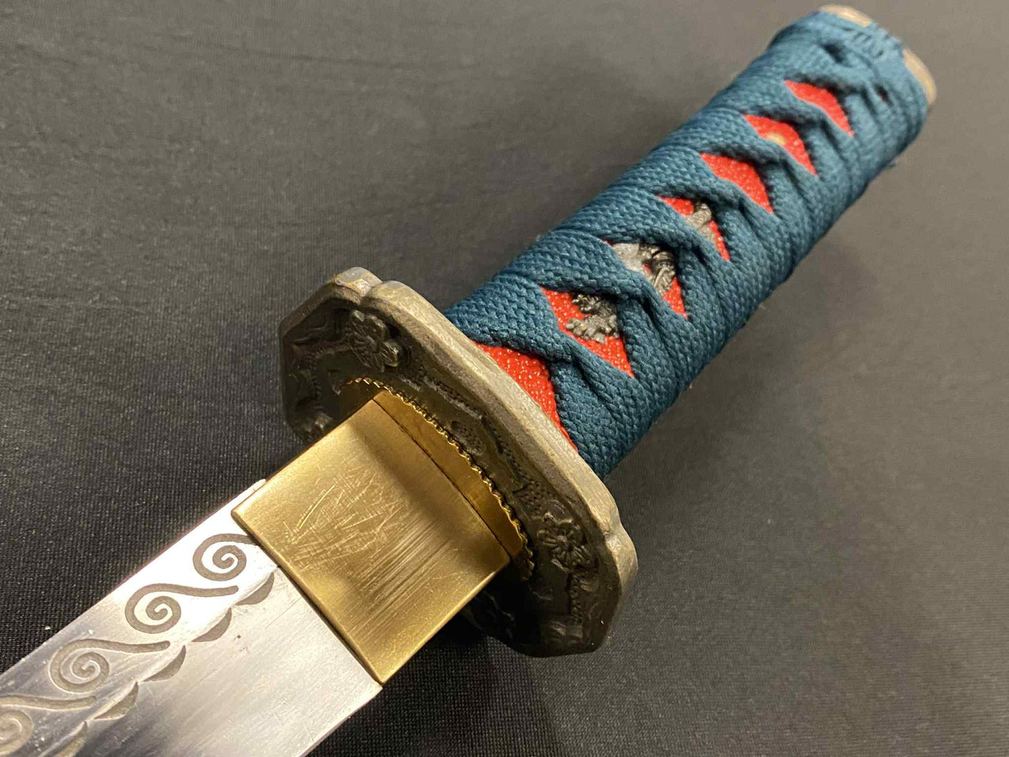 Phoenix Armory Tanto - Lattice Cherry - 65mn