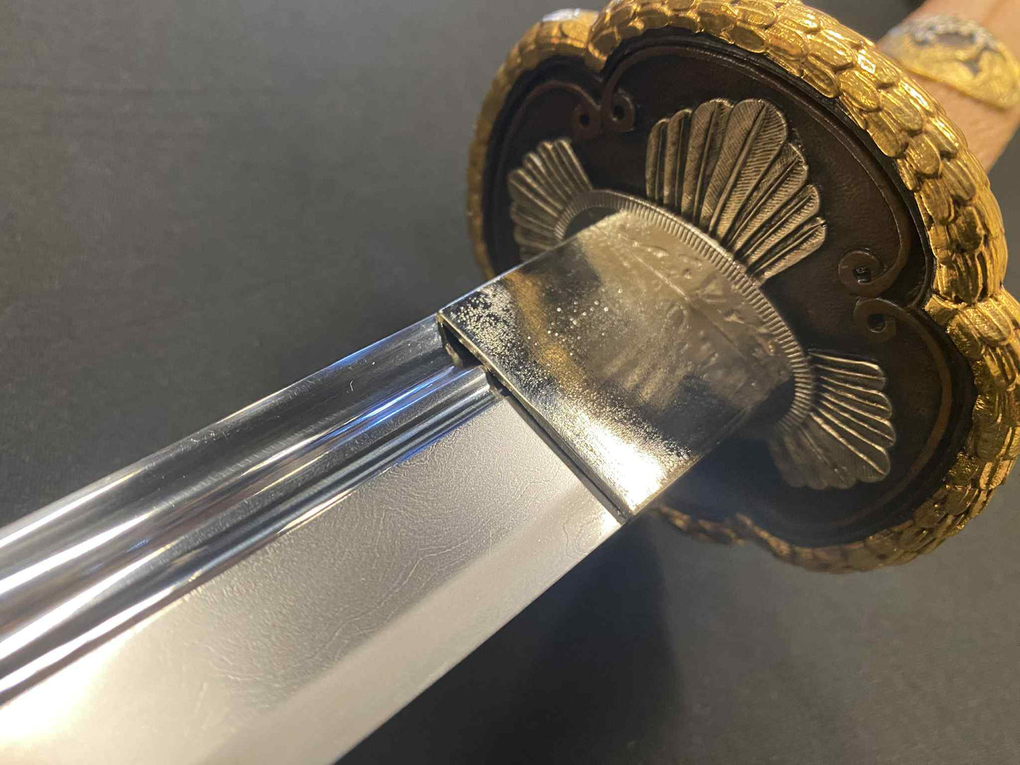MASTERWORK Legacy Steel Phoenix Head Tachi - Kogarasu Sanmai folded tamahagane)orishigane, clay tempered, 3-shade polish