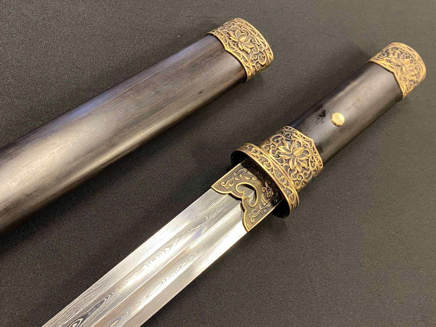 Six Face Dagger - Gold Lotus - Damascus