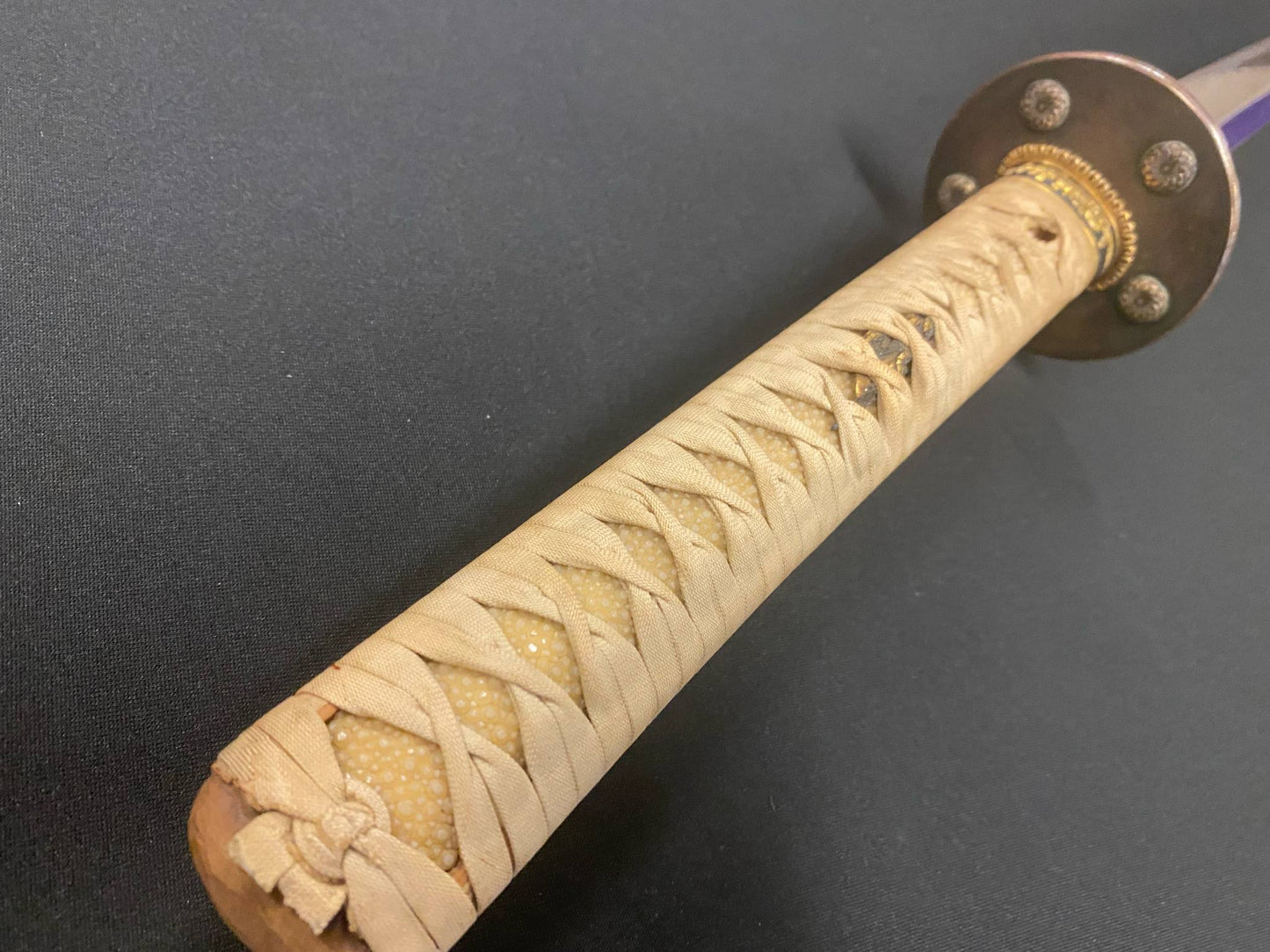 Antique Nihonto - Katana in Koshirae, Late Muromachi (400-500 years old) - NBTHK Hozon Attributed to Kaifu