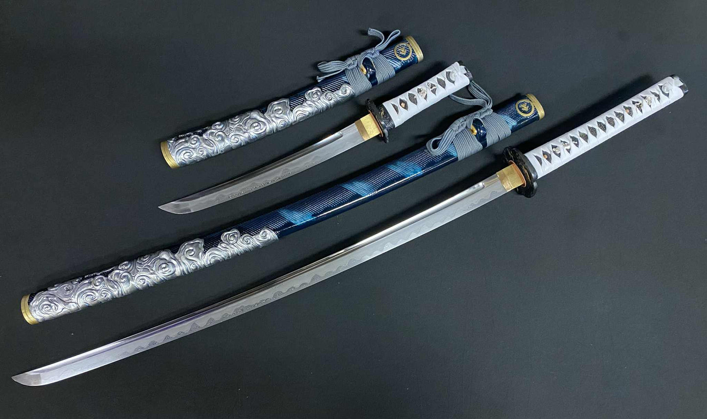 PRE-ORDER Premium Ghost of Tsushima Katana - Tanto Daishou - folded steel, clay tempered with free Menpo