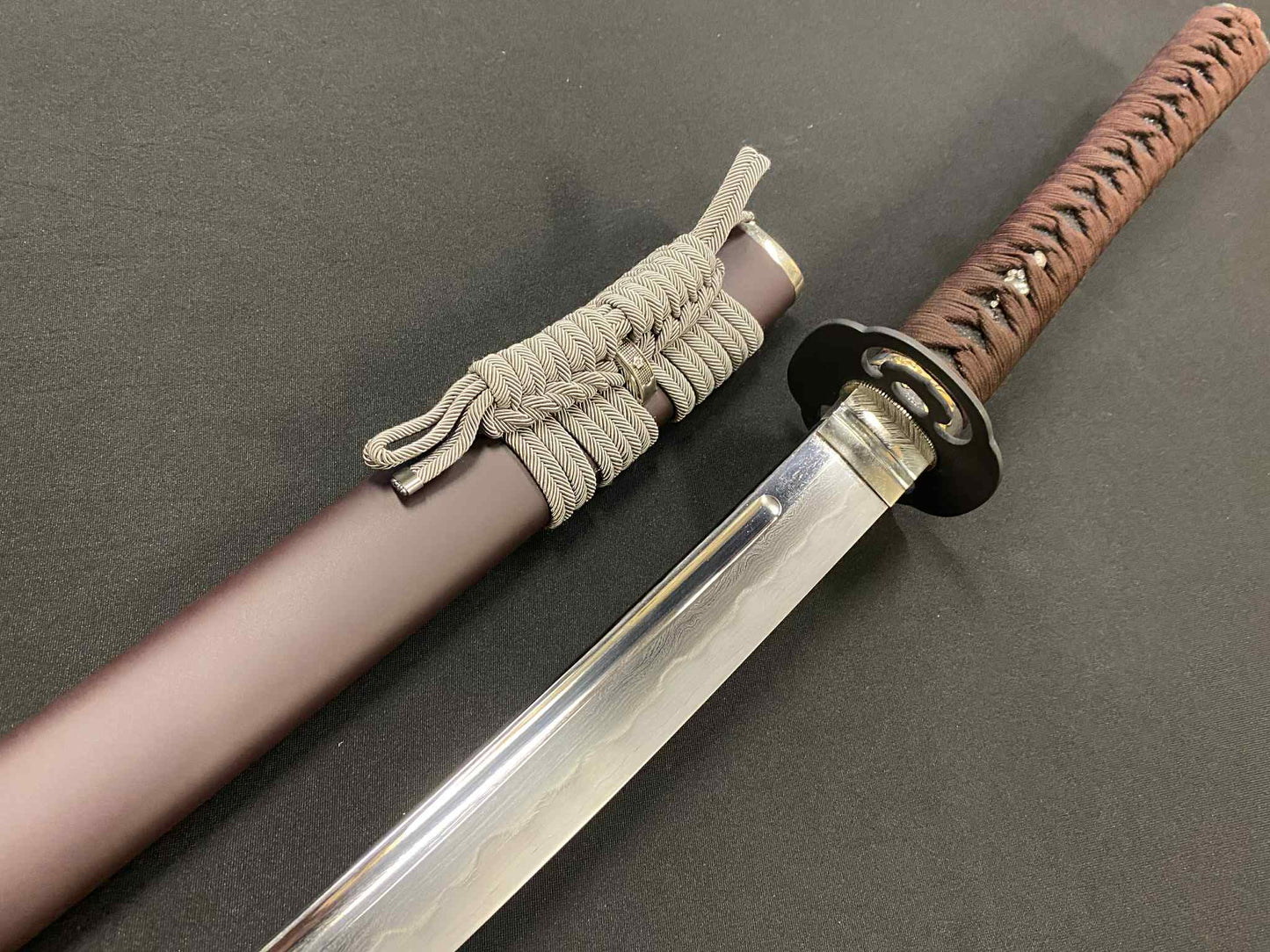Thaitsuki Furui Shishi Katana, Sanmai Clay tempered
