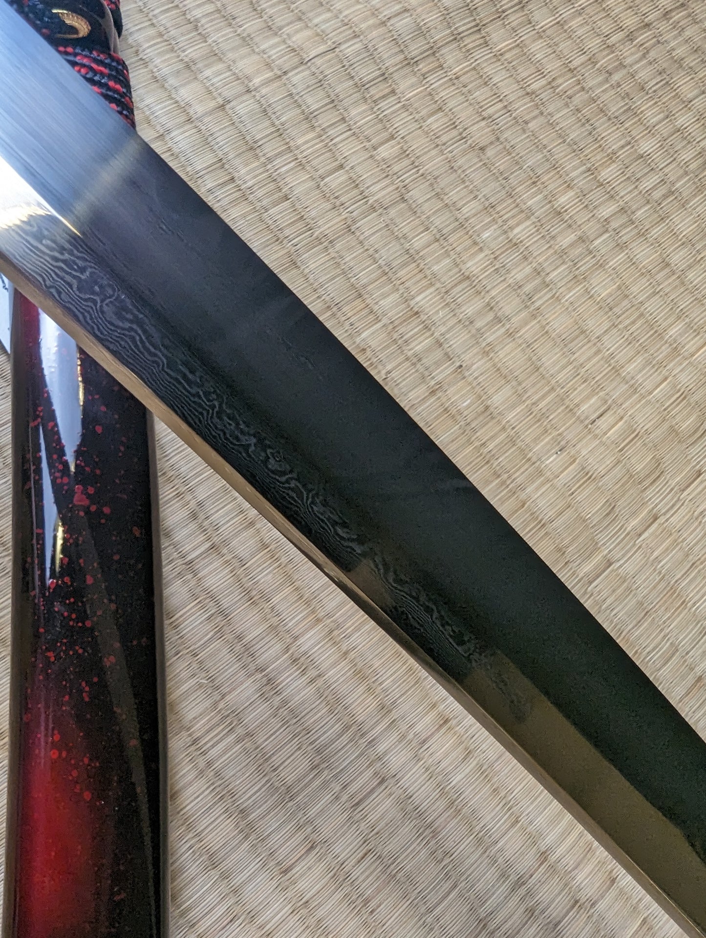 Katana - Blood Tiger - Deep Curve, Folded Steel, Clay Tempered, Brass Fittings