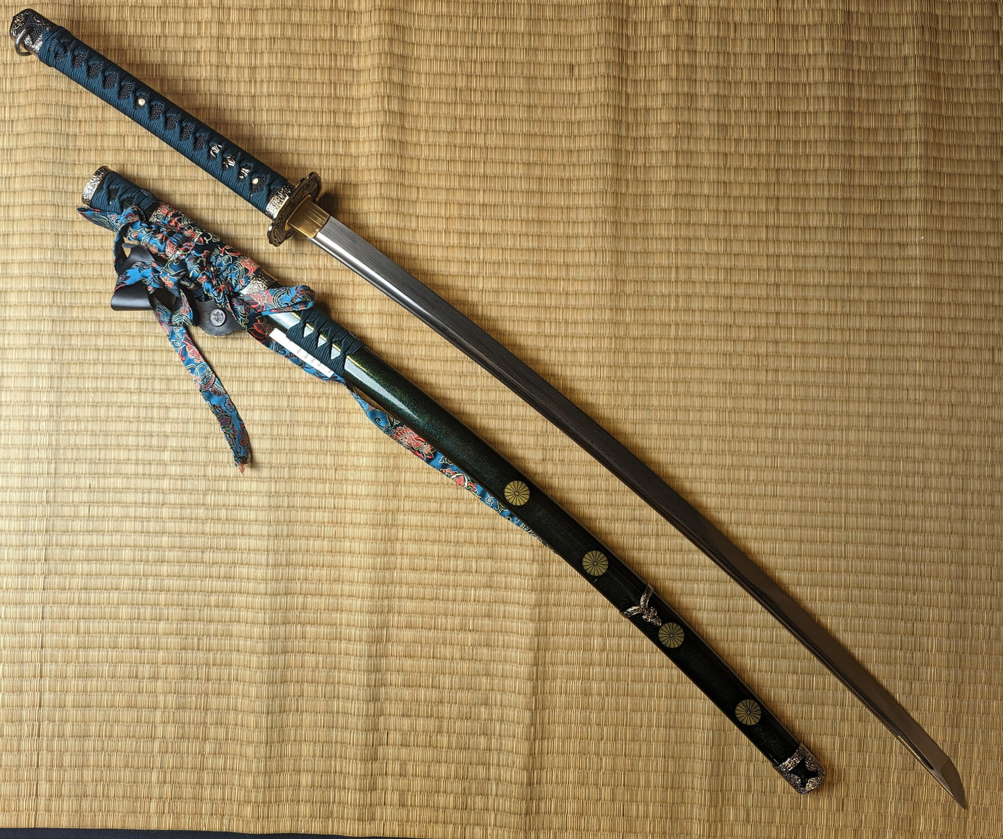 Phoenix Arms Tachi- Jade Giant - Damascus Steel