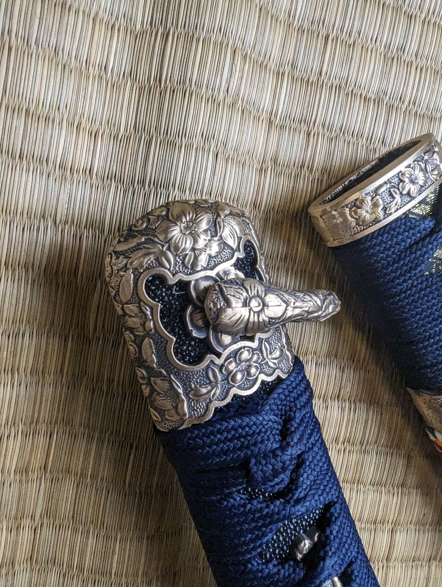Phoenix Arms Tachi - Noble Sakura - Folded Steel, Clay-Tempered