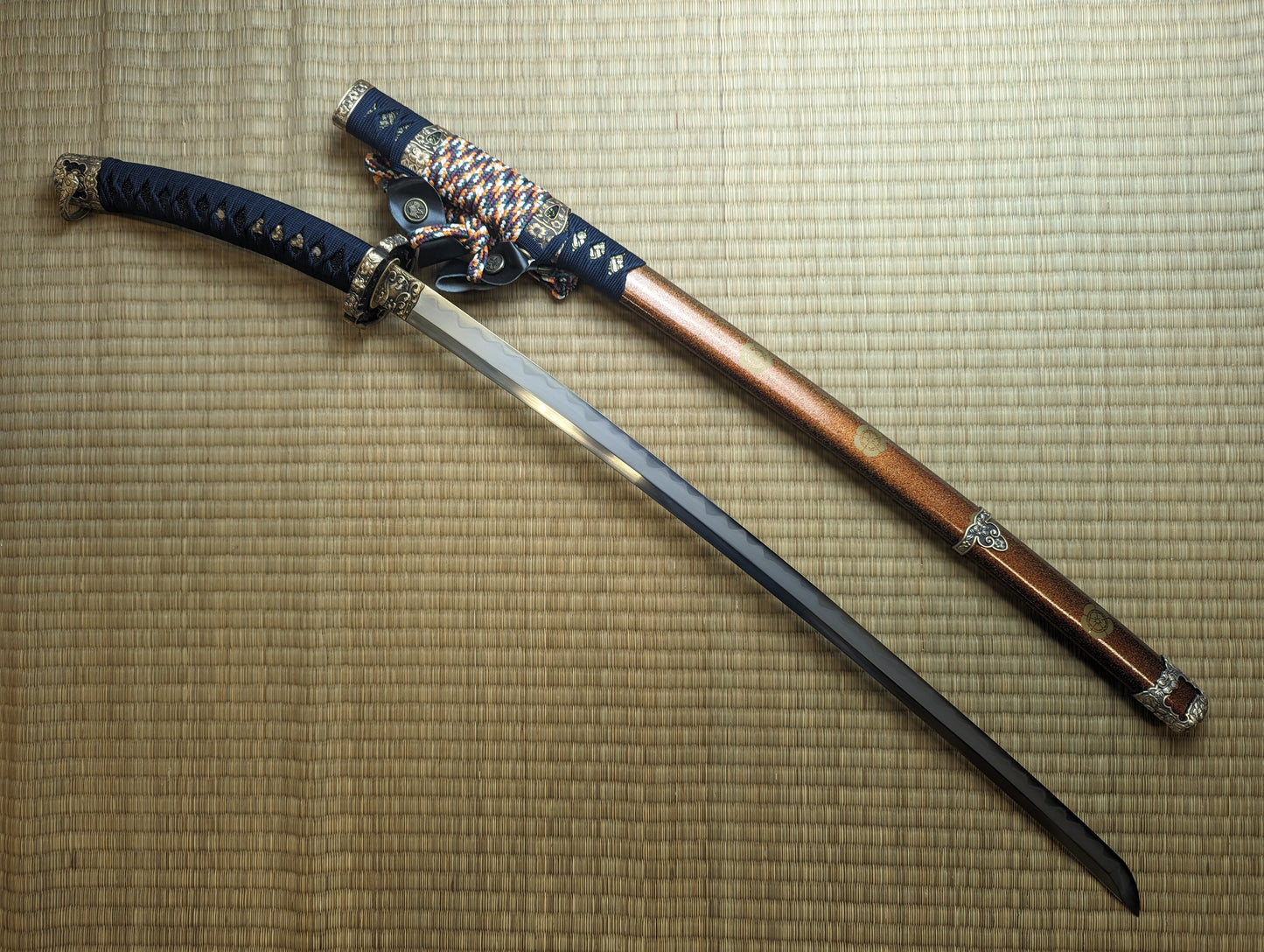 Phoenix Arms Tachi - Noble Sakura - Folded Steel, Clay-Tempered