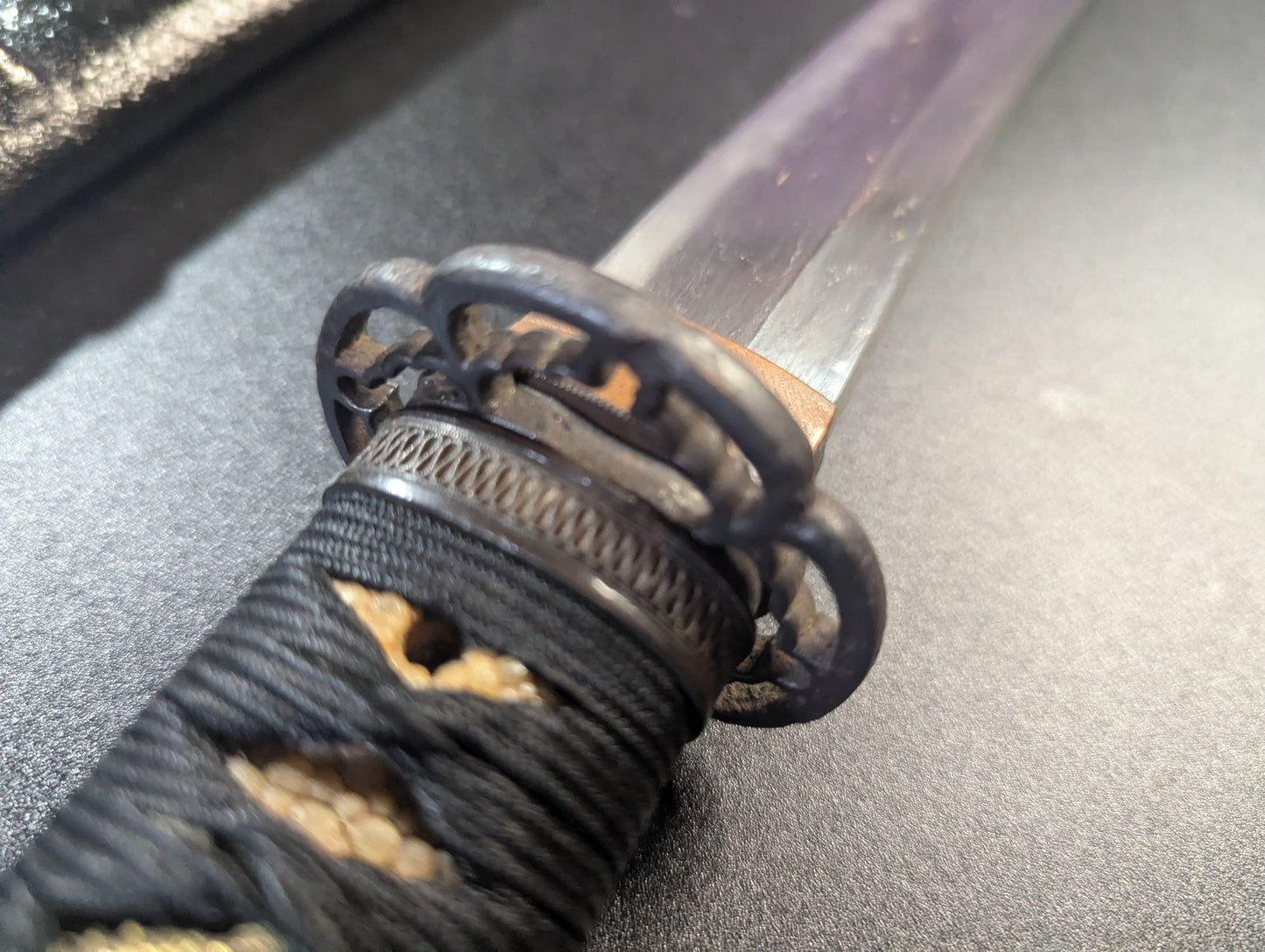 Antique Nihonto - Edo period okissaki sunnobi tanto - signed Hizen Ju Tadayoshi (unverified)