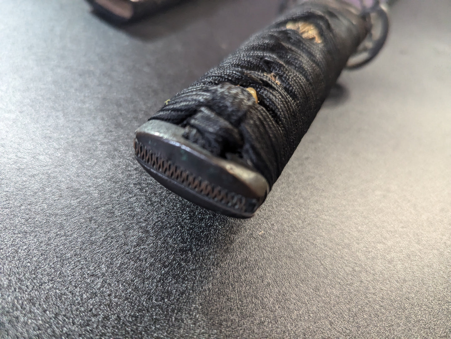 Antique Nihonto - Edo period okissaki sunnobi tanto - signed Hizen Ju Tadayoshi (unverified)