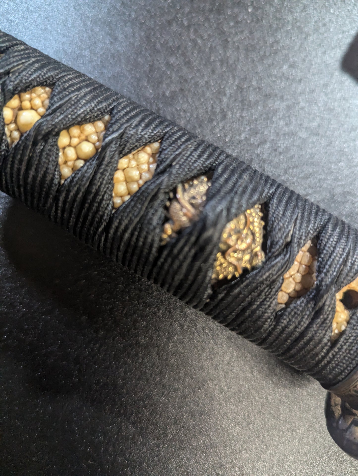 Antique Nihonto - Edo period okissaki sunnobi tanto - signed Hizen Ju Tadayoshi (unverified)
