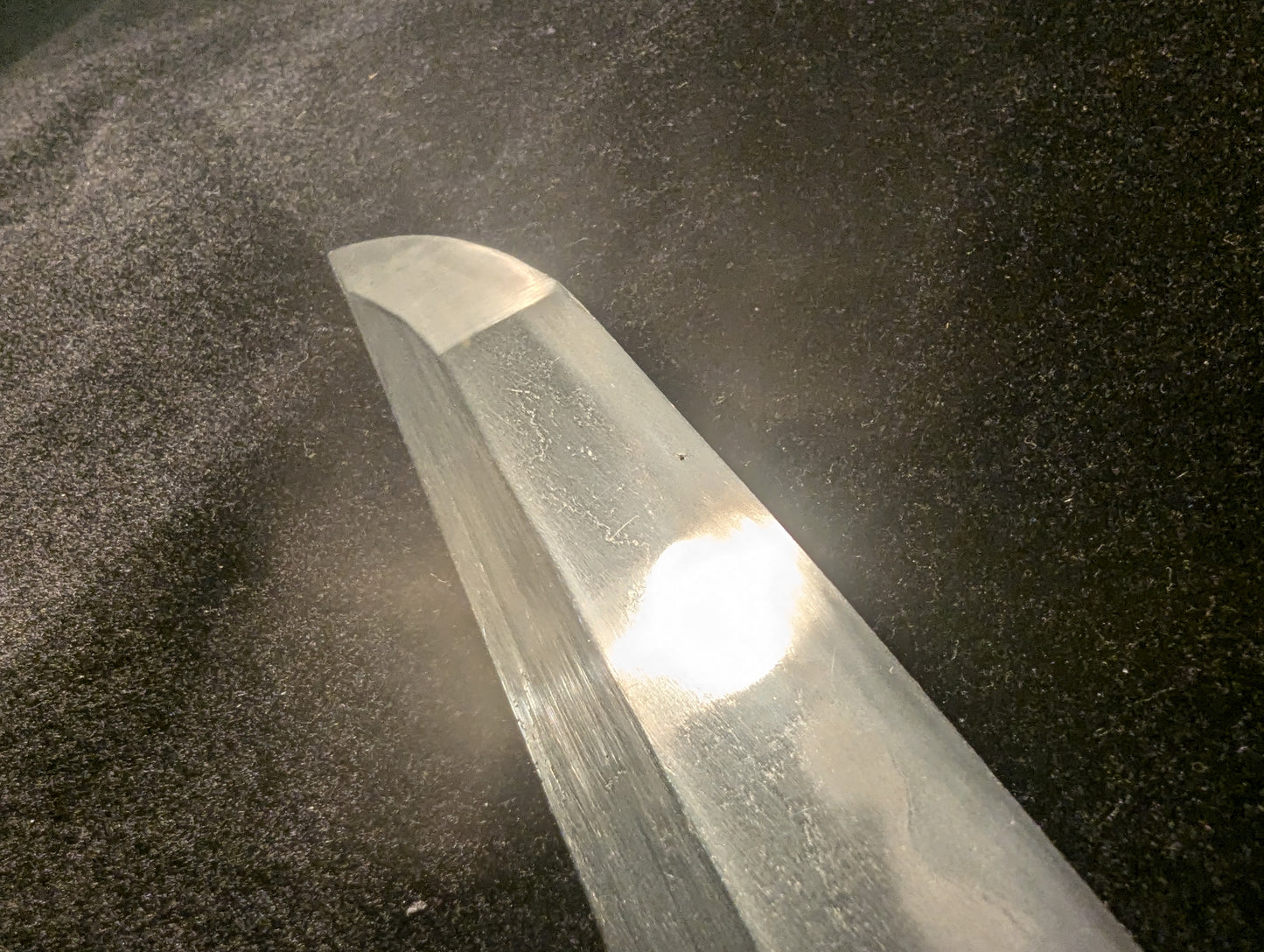 Antique Nihonto - Edo period okissaki sunnobi tanto - signed Hizen Ju Tadayoshi (unverified)