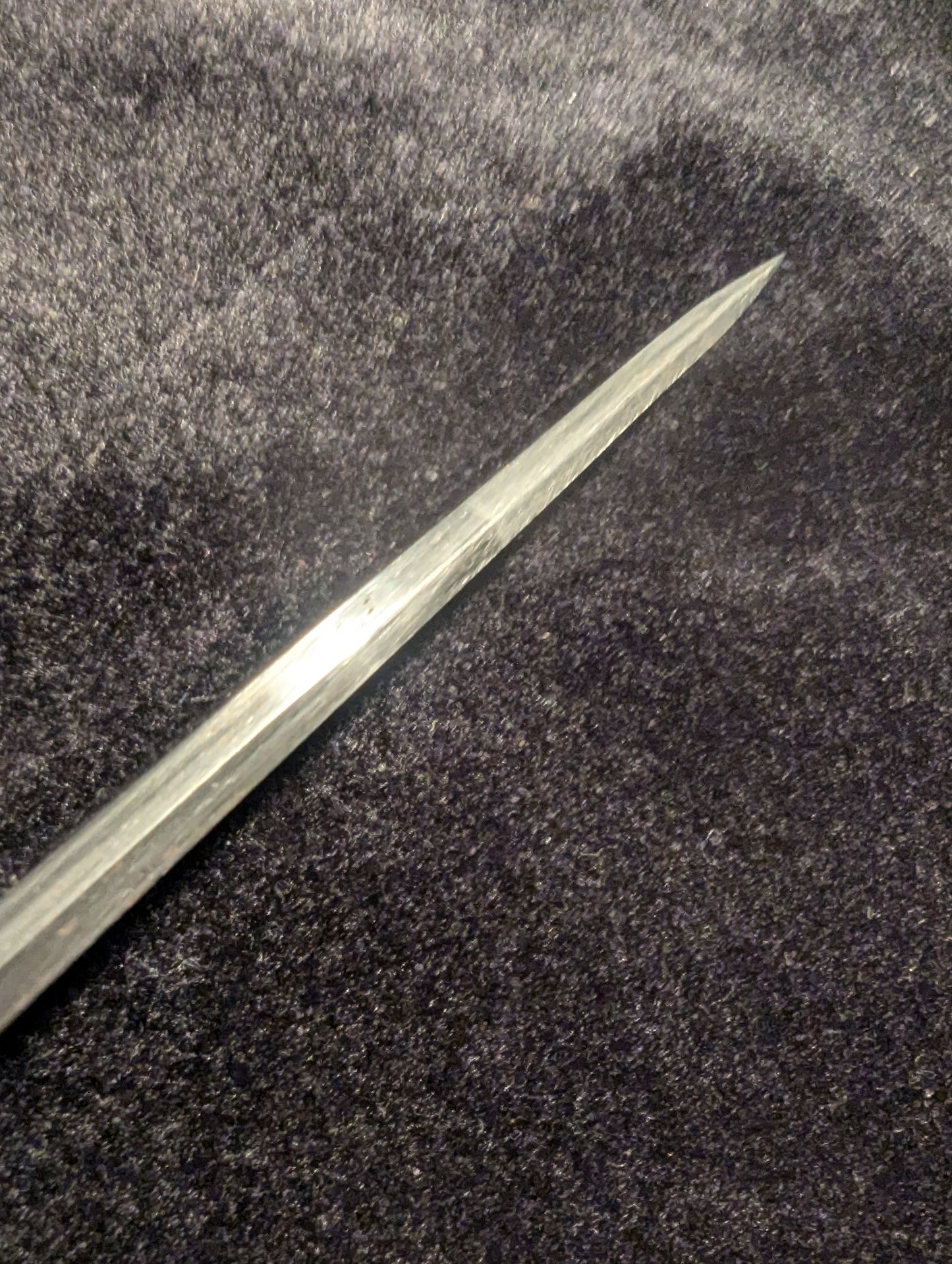 Antique Nihonto - Edo period okissaki sunnobi tanto - signed Hizen Ju Tadayoshi (unverified)