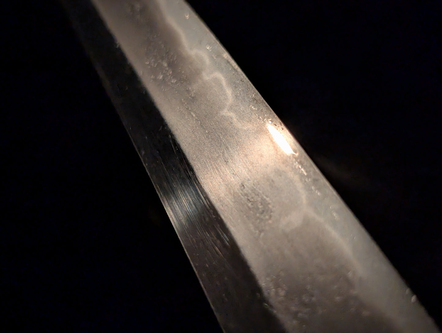 Antique Nihonto - Wakizashi in Shirasaya, Mumei - Eary Edo (3-400 years old)