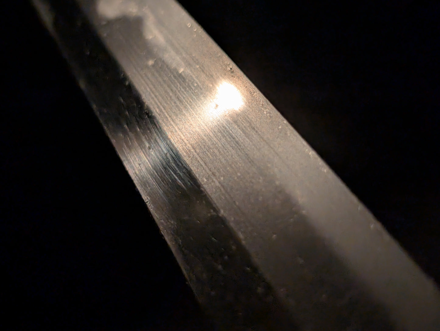 Antique Nihonto - Wakizashi in Shirasaya - Early Edo(350 years old), NBTHK attributed to Kaneyasu