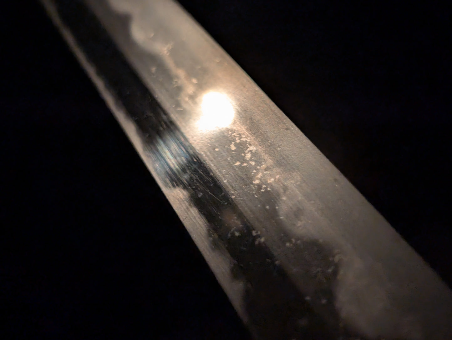 Antique Nihonto - Wakizashi in Shirasaya - Early Edo(350 years old), NBTHK attributed to Kaneyasu