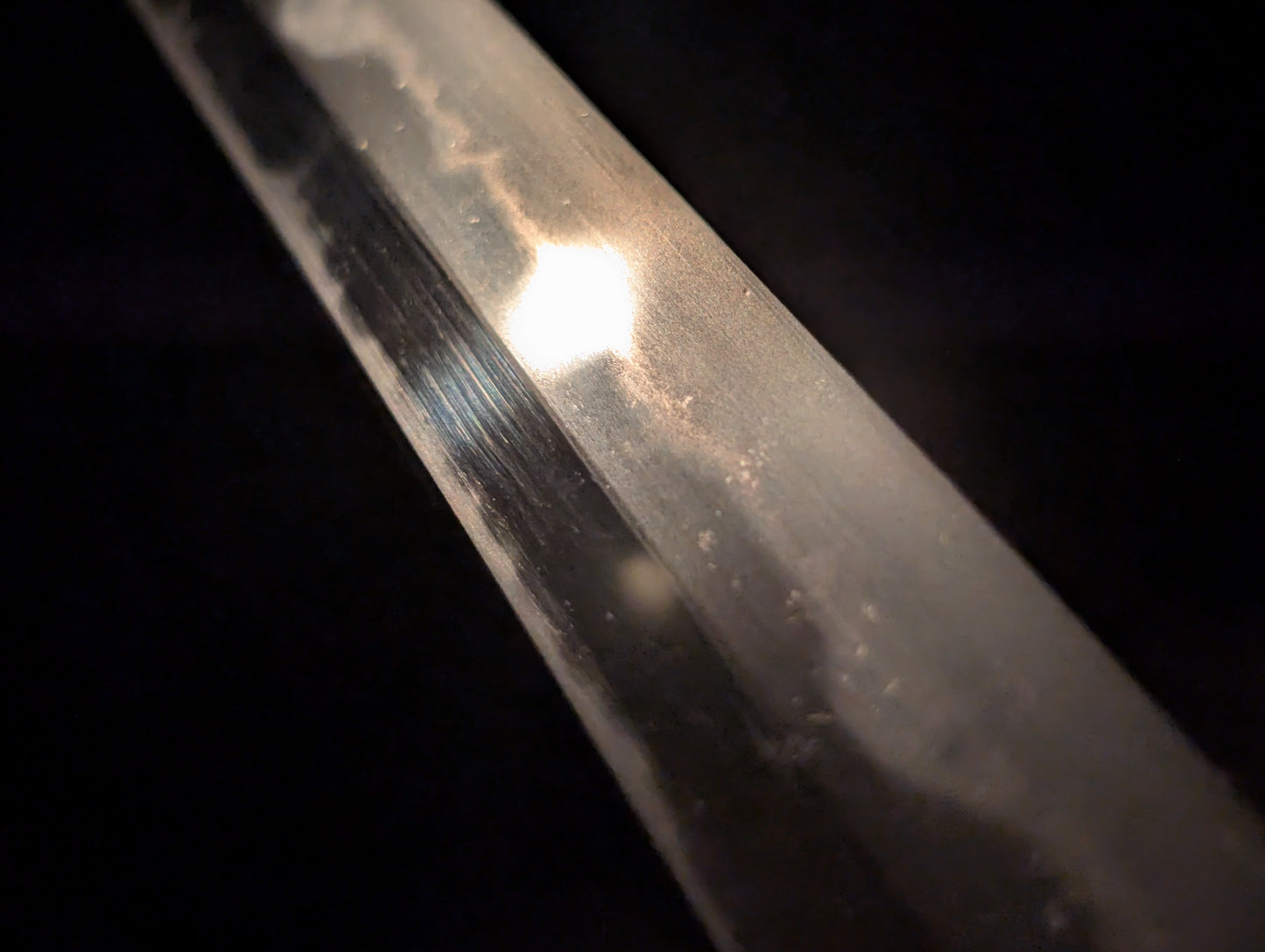 Antique Nihonto - Wakizashi in Shirasaya - Early Edo(350 years old), NBTHK attributed to Kaneyasu