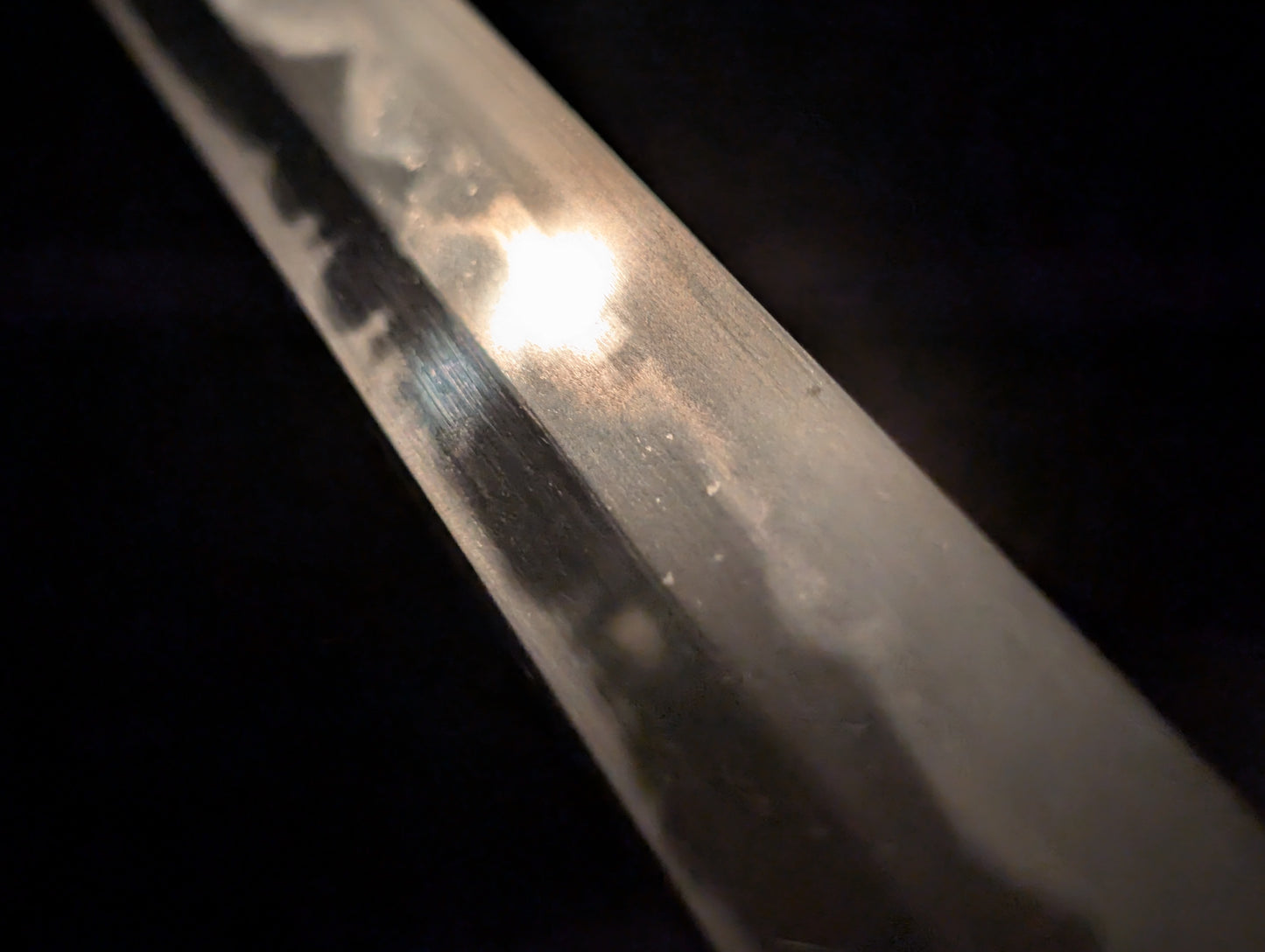 Antique Nihonto - Wakizashi in Shirasaya - Early Edo(350 years old), NBTHK attributed to Kaneyasu