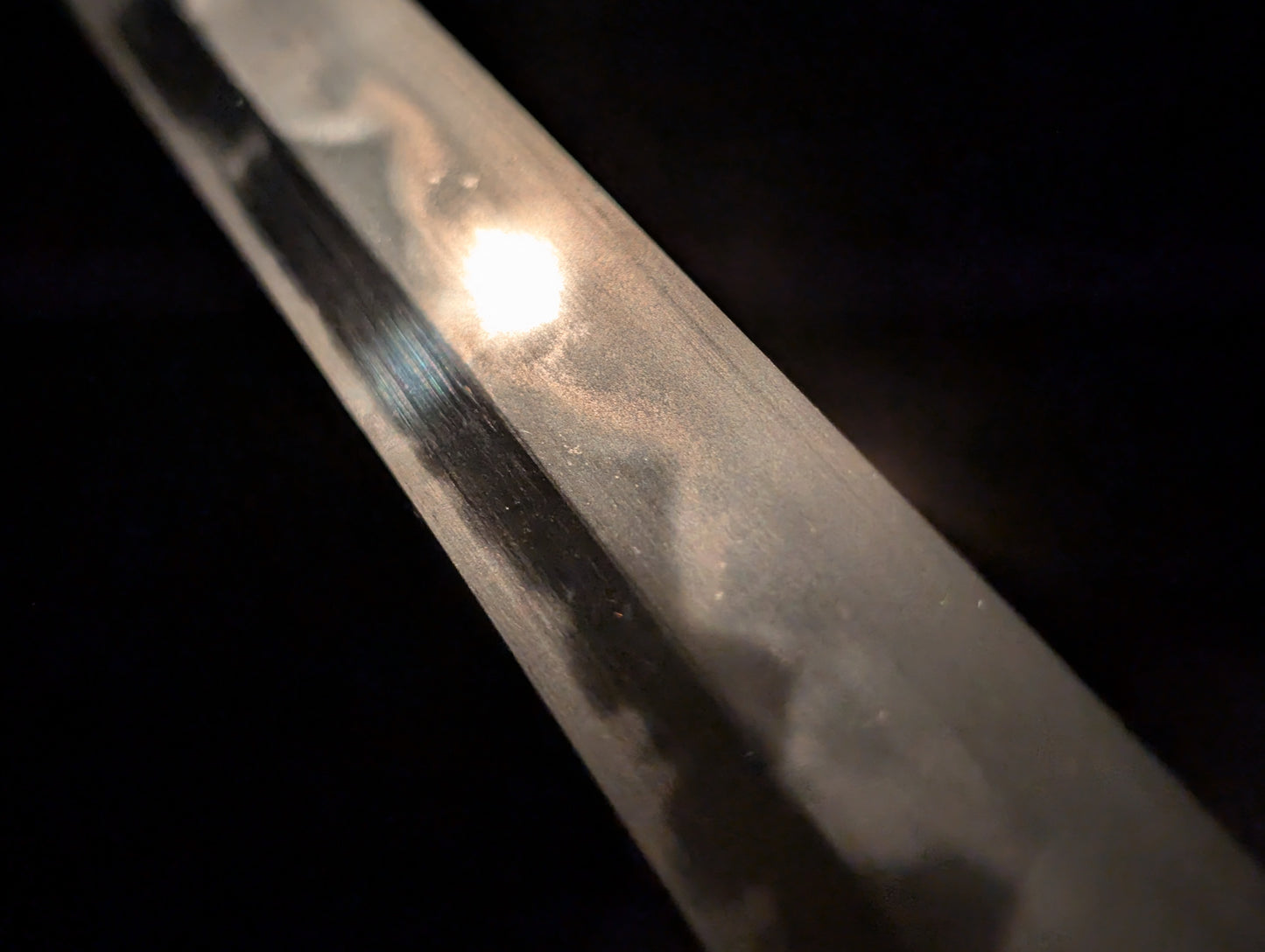 Antique Nihonto - Wakizashi in Shirasaya - Early Edo(350 years old), NBTHK attributed to Kaneyasu