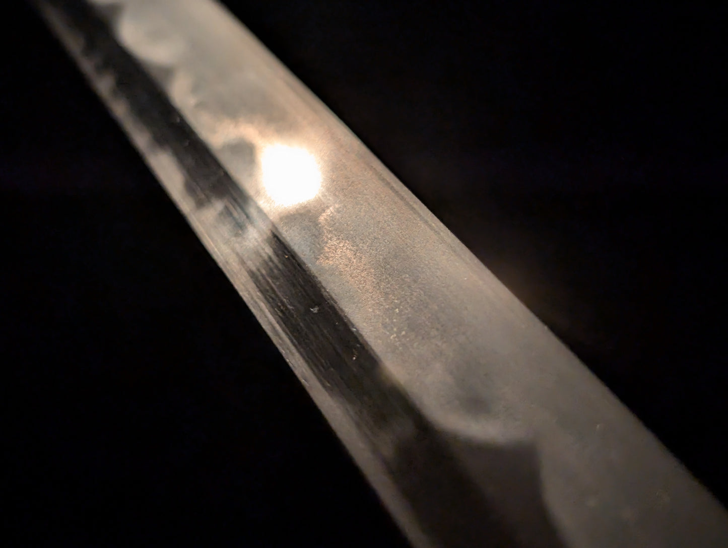 Antique Nihonto - Wakizashi in Shirasaya - Early Edo(350 years old), NBTHK attributed to Kaneyasu