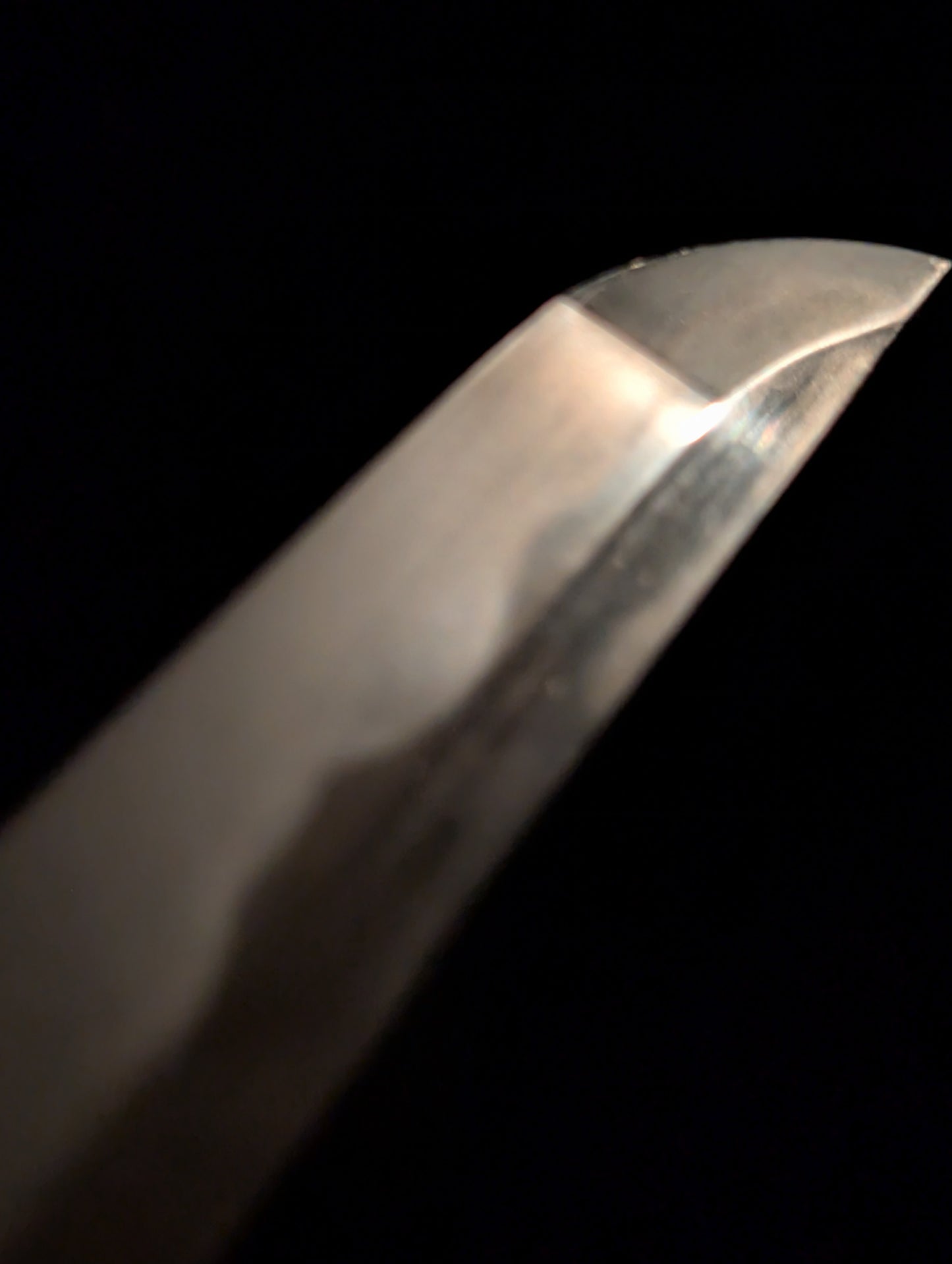 Antique Nihonto - Wakizashi in Shirasaya - Early Edo(350 years old), NBTHK attributed to Kaneyasu