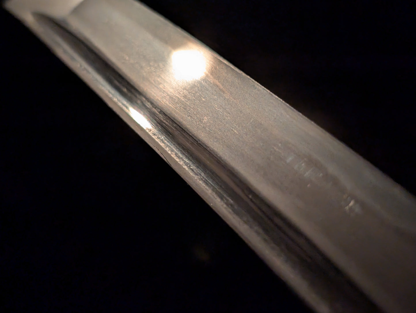 POSSIBLE BATTLE DAMAGED Antique Nihonto - Wakizashi in koshirae - Early Edo (300-400 years old)