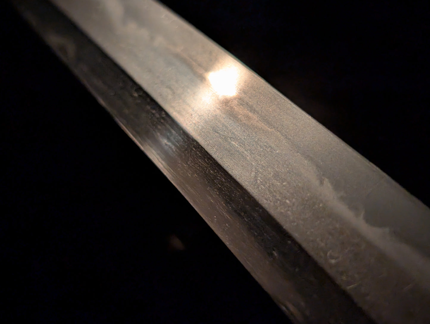 Antique Nihonto - Daishou Katana (Late Muromachi, red lacquer signature of Yoshikage) and Wakizashi (Late Muromachi, signed Kanefusa Masaie) (neither verified) with Koshirae