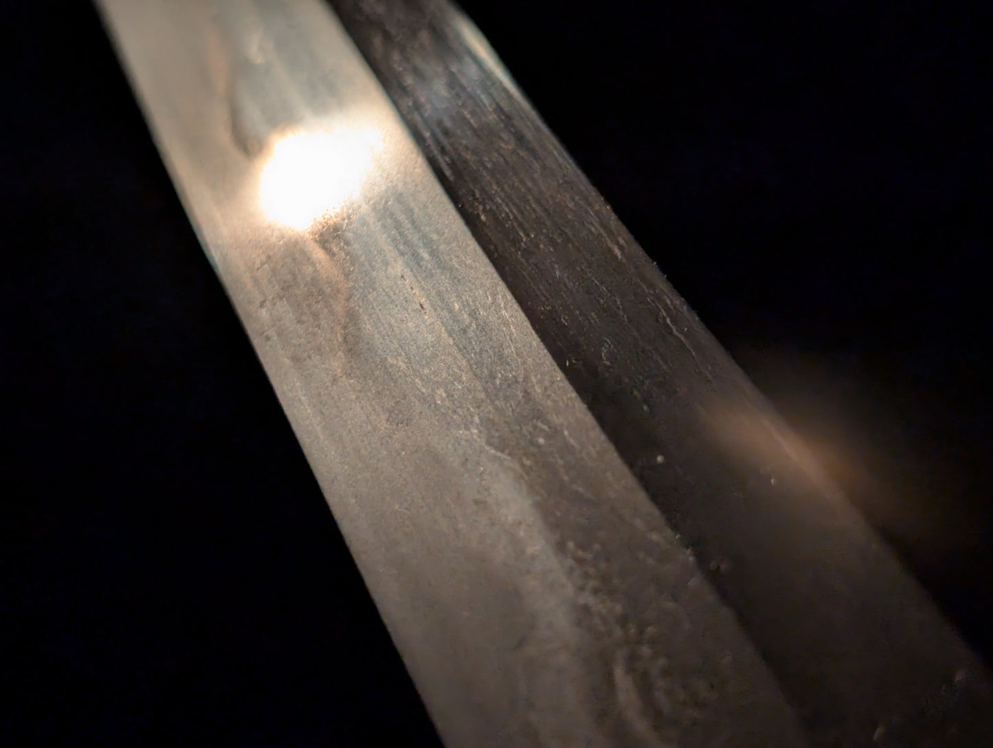 Antique Nihonto - Daishou Katana (Late Muromachi, red lacquer signature of Yoshikage) and Wakizashi (Late Muromachi, signed Kanefusa Masaie) (neither verified) with Koshirae